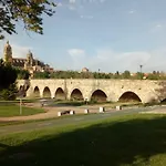 Littore Tormes Con Parking, Aa Y Piscina Salamanka