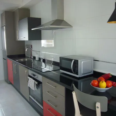 Littore Tormes Con Parking, Aa Y Piscina Daire